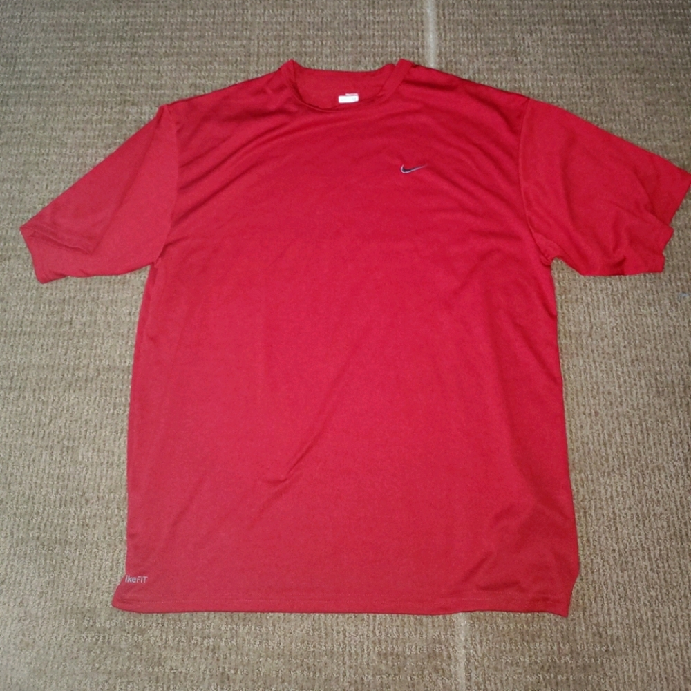 MENS Nike Tee